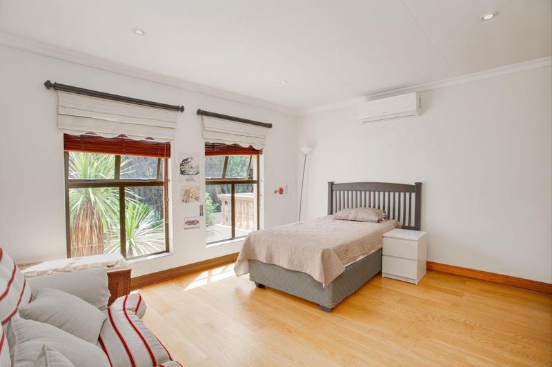 To Let 5 Bedroom Property for Rent in Dainfern Golf Estate Gauteng