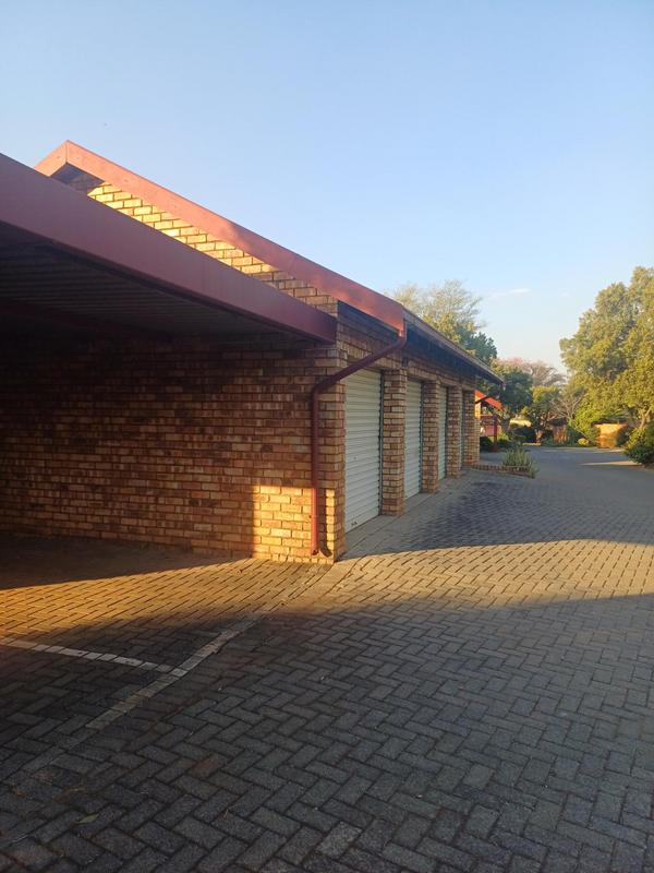 3 Bedroom Property for Sale in Wierdaglen Estate Gauteng