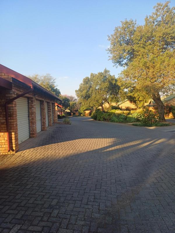 3 Bedroom Property for Sale in Wierdaglen Estate Gauteng