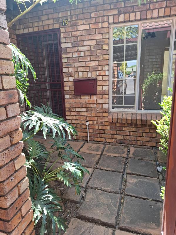3 Bedroom Property for Sale in Wierdaglen Estate Gauteng