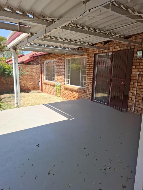 3 Bedroom Property for Sale in Wierdaglen Estate Gauteng