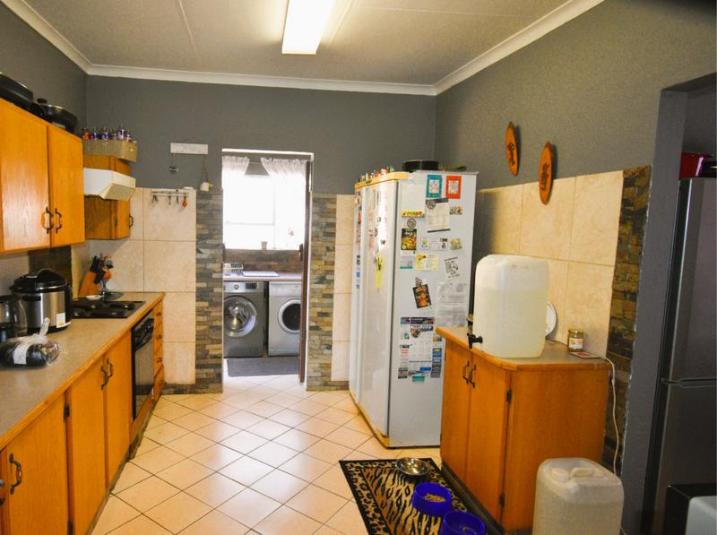 4 Bedroom Property for Sale in Rangeview Gauteng