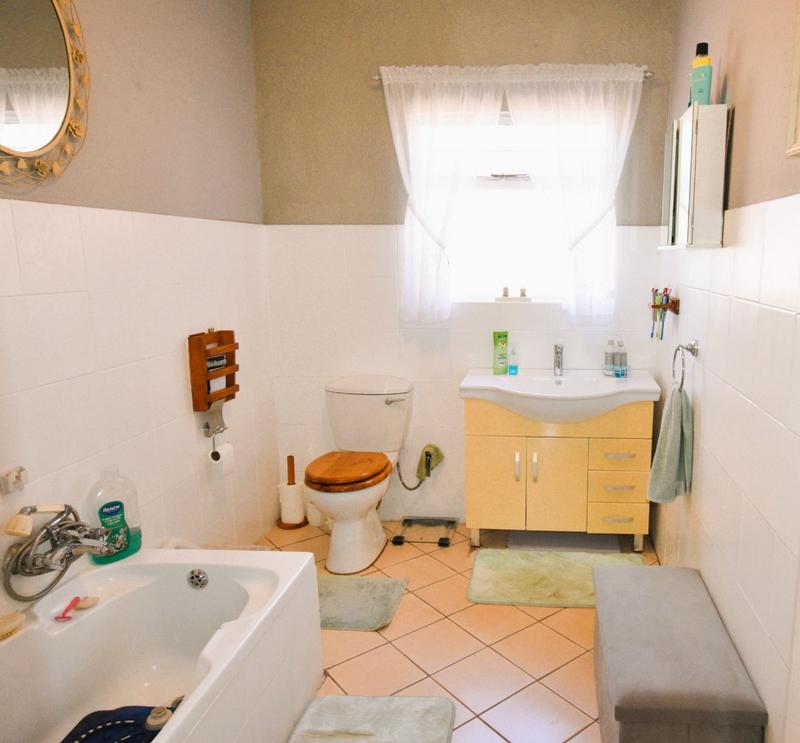 4 Bedroom Property for Sale in Rangeview Gauteng