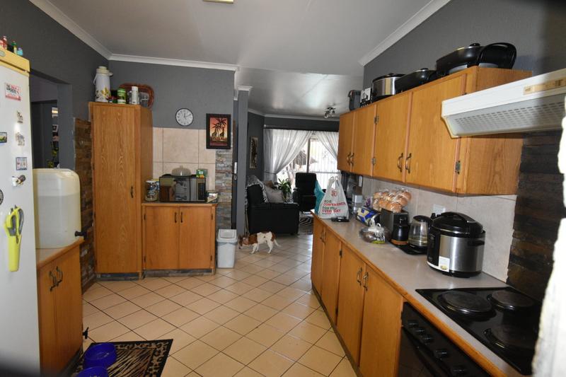 4 Bedroom Property for Sale in Rangeview Gauteng