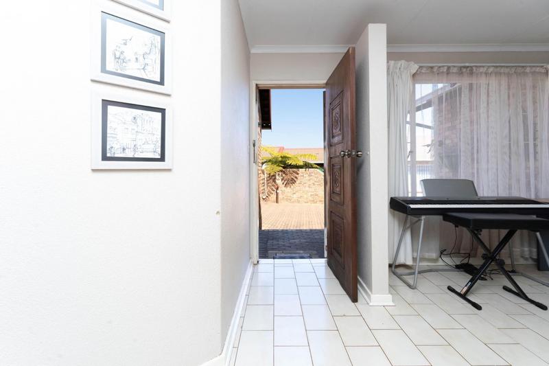 3 Bedroom Property for Sale in Rant En Dal Gauteng