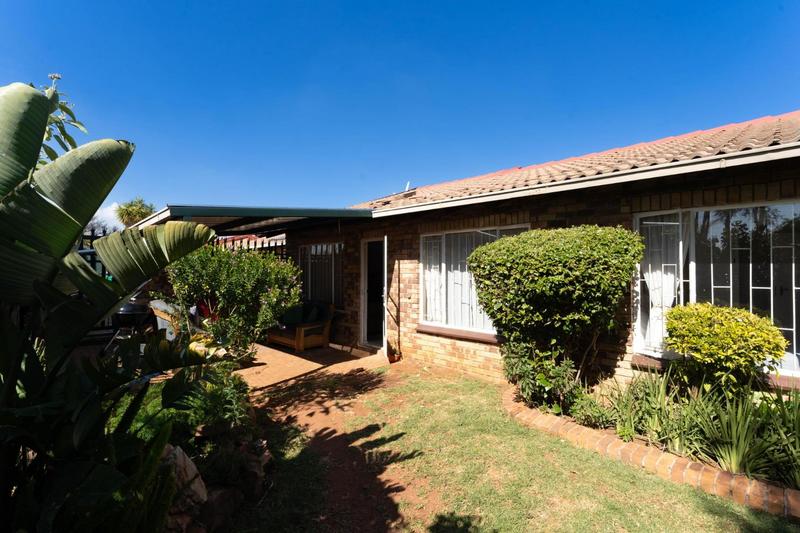 3 Bedroom Property for Sale in Rant En Dal Gauteng