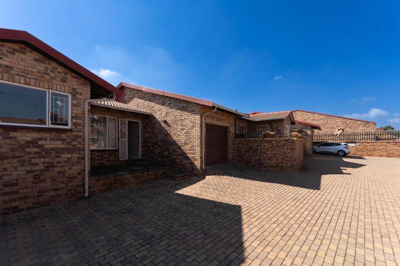 3 Bedroom Property for Sale in Rant En Dal Gauteng