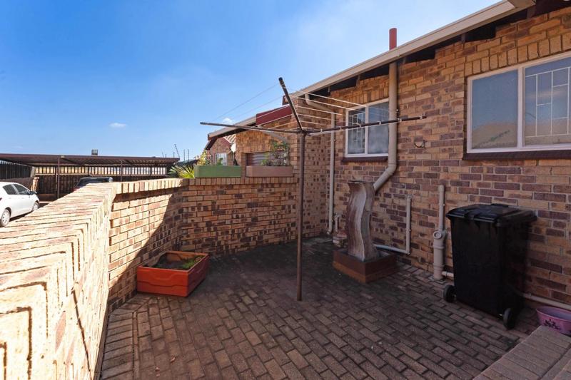 3 Bedroom Property for Sale in Rant En Dal Gauteng