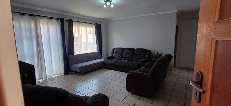 2 Bedroom Property for Sale in Amberfield Heights Gauteng