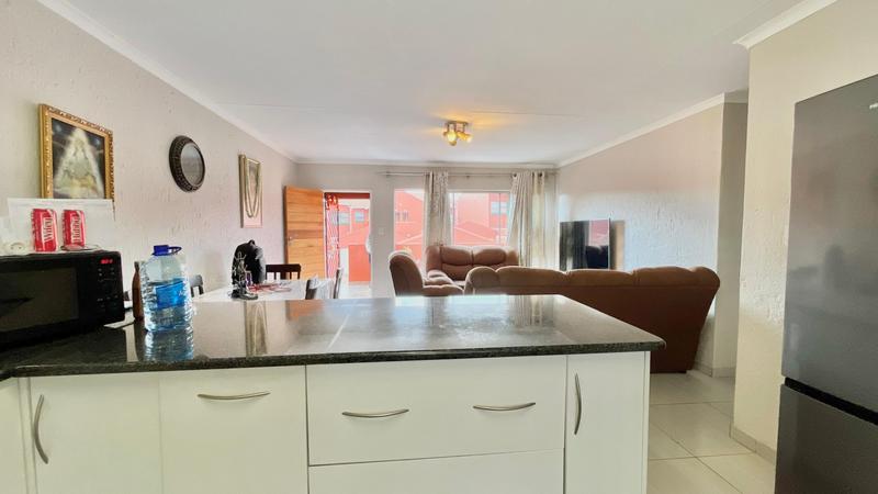 To Let 3 Bedroom Property for Rent in Vorna Valley Gauteng