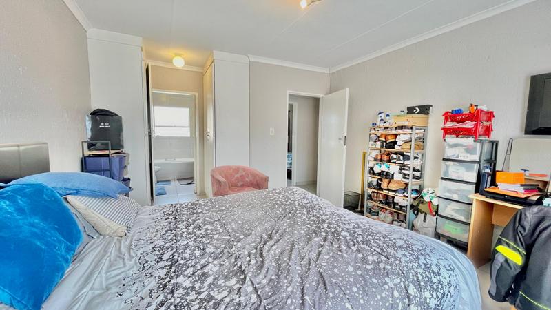 To Let 3 Bedroom Property for Rent in Vorna Valley Gauteng