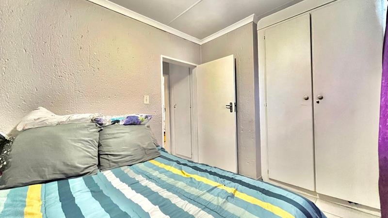 To Let 3 Bedroom Property for Rent in Vorna Valley Gauteng