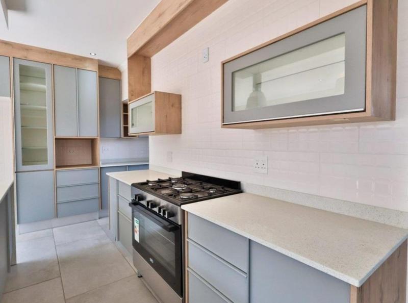 6 Bedroom Property for Sale in Swallow Hills Lifestyle Estate Gauteng