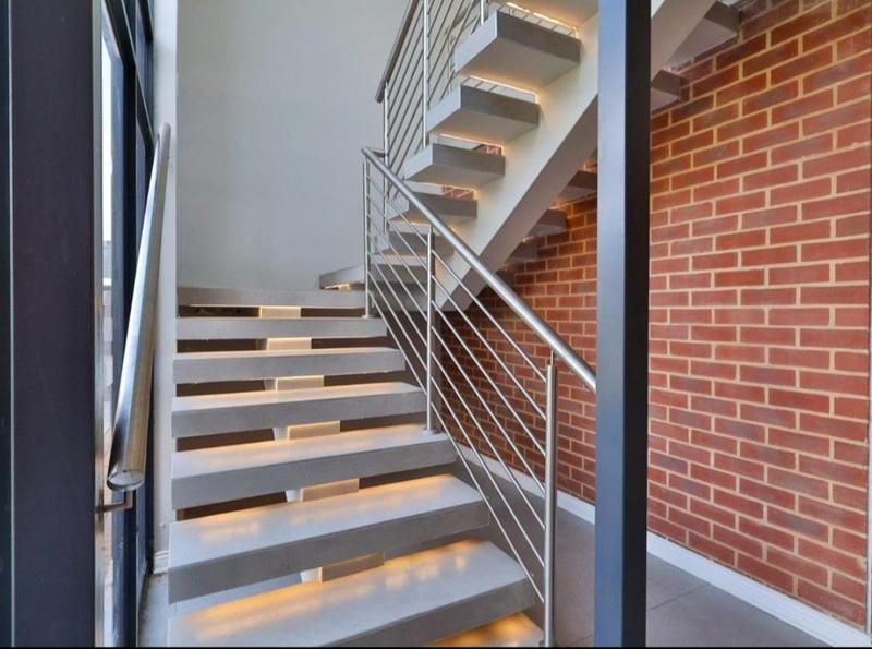 6 Bedroom Property for Sale in Swallow Hills Lifestyle Estate Gauteng