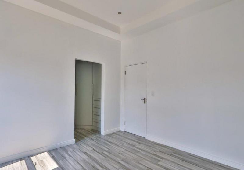6 Bedroom Property for Sale in Swallow Hills Lifestyle Estate Gauteng