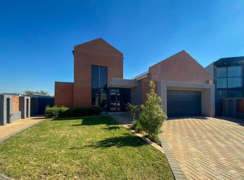 6 Bedroom Property for Sale in Swallow Hills Lifestyle Estate Gauteng