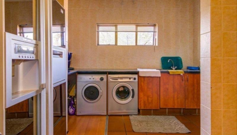 4 Bedroom Property for Sale in Thorn Valley Estate Gauteng