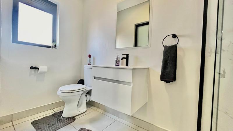 1 Bedroom Property for Sale in Willow Park Manor Gauteng