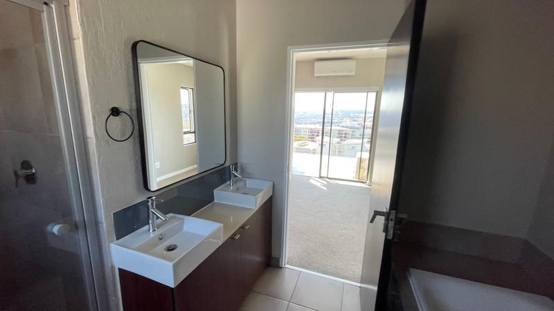 3 Bedroom Property for Sale in Fourways Gauteng