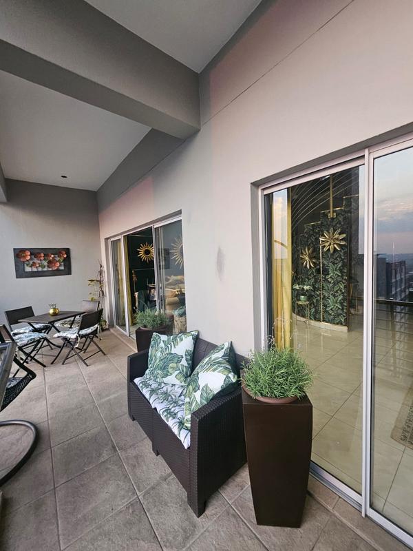 3 Bedroom Property for Sale in Sandhurst Gauteng