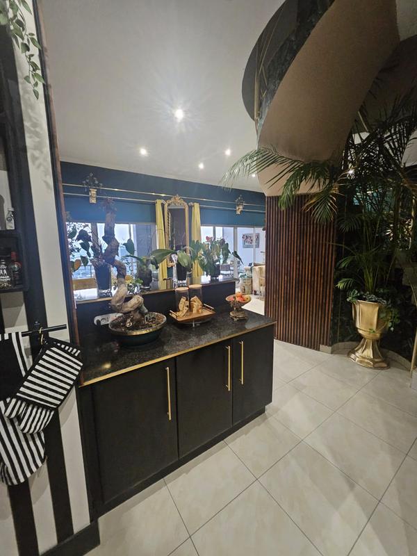 3 Bedroom Property for Sale in Sandhurst Gauteng