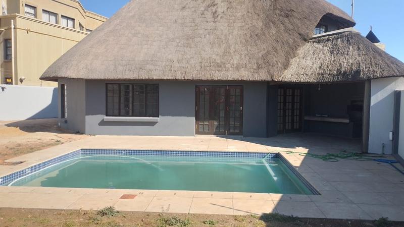 4 Bedroom Property for Sale in Eike Park Gauteng