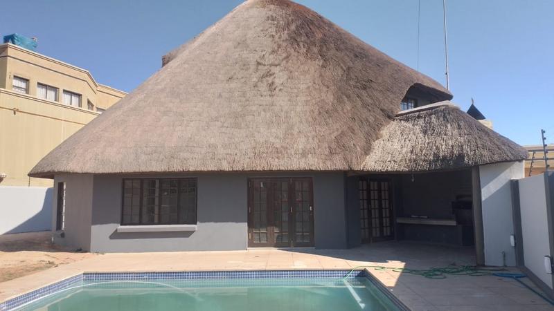 4 Bedroom Property for Sale in Eike Park Gauteng
