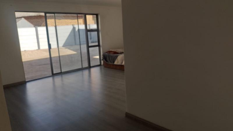 4 Bedroom Property for Sale in Eike Park Gauteng