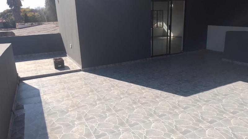 4 Bedroom Property for Sale in Eike Park Gauteng