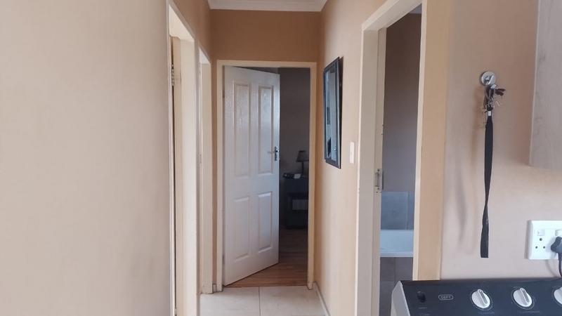 3 Bedroom Property for Sale in Toekomsrus Gauteng