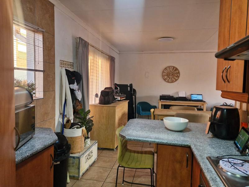 3 Bedroom Property for Sale in Glen Marais Gauteng