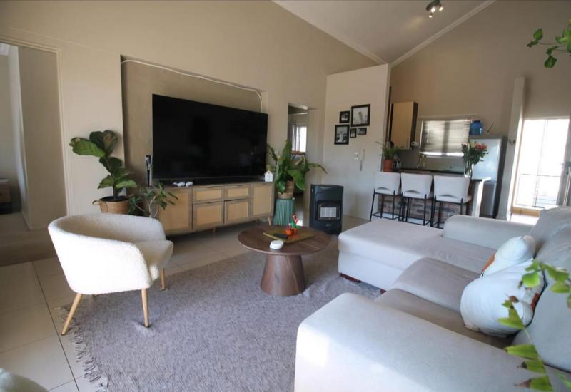 To Let 2 Bedroom Property for Rent in Parktown North Gauteng