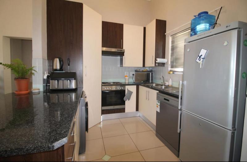 To Let 2 Bedroom Property for Rent in Parktown North Gauteng
