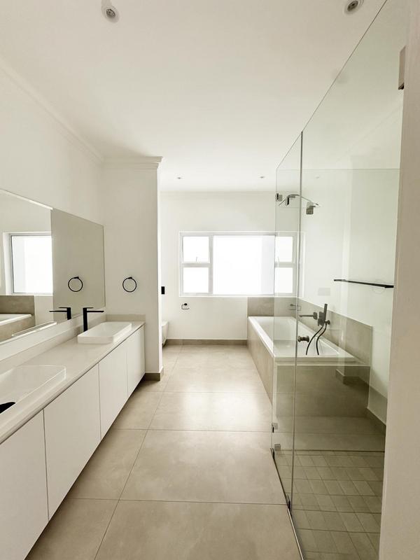 3 Bedroom Property for Sale in Bryanston Gauteng