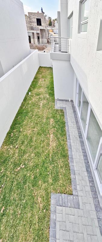 3 Bedroom Property for Sale in Bryanston Gauteng