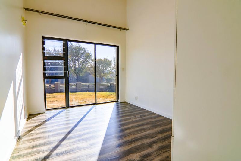 To Let 4 Bedroom Property for Rent in Copperleaf Estate Gauteng