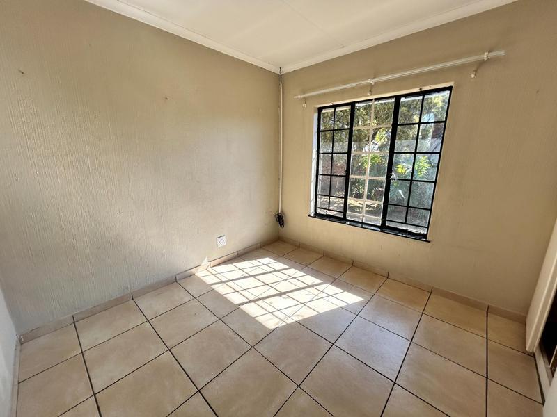 3 Bedroom Property for Sale in Heuweloord Gauteng