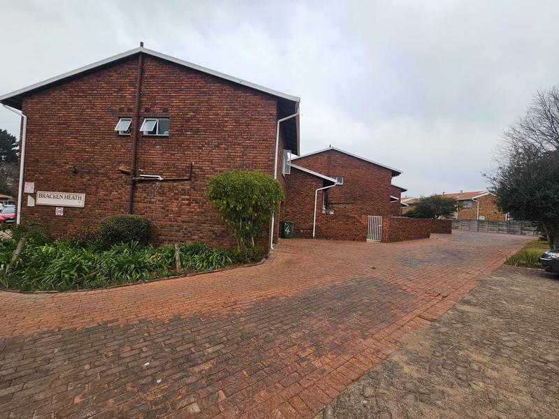 3 Bedroom Property for Sale in Brackenhurst Gauteng