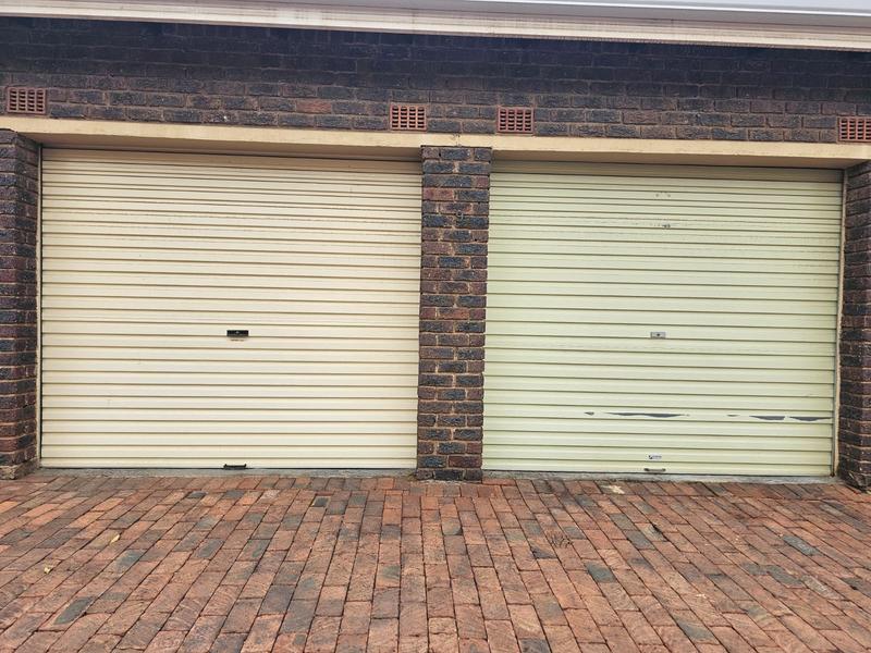 3 Bedroom Property for Sale in Brackenhurst Gauteng