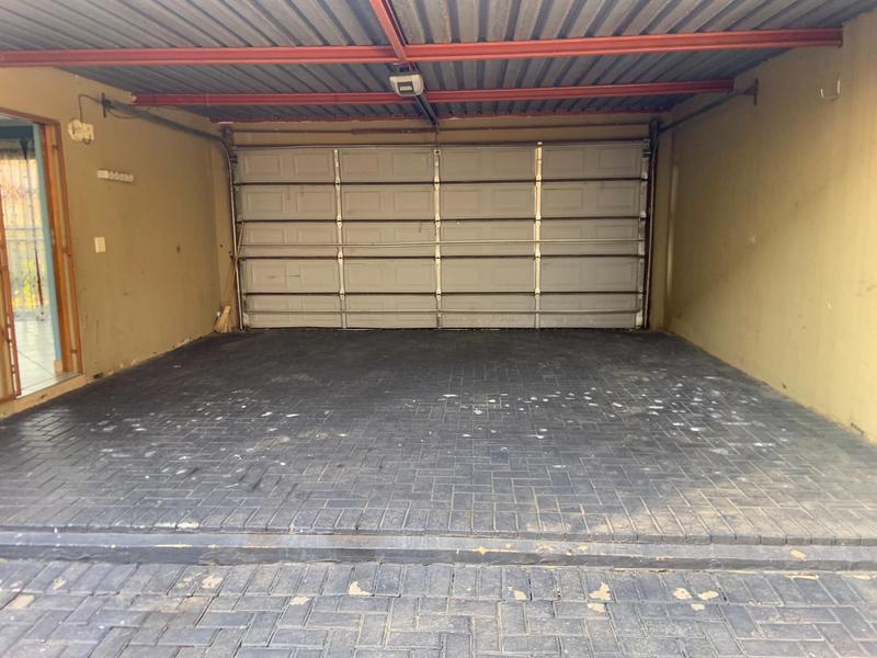 2 Bedroom Property for Sale in Arundo Estate Gauteng