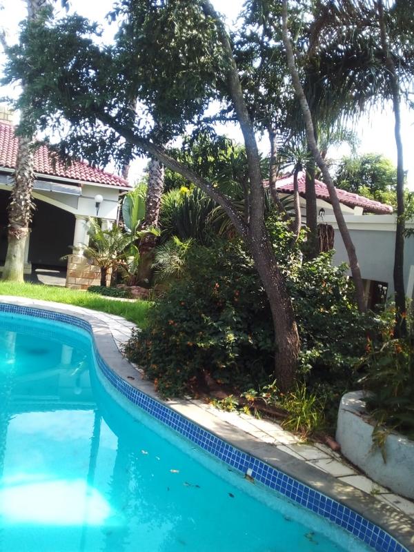 To Let 4 Bedroom Property for Rent in Sundowner Gauteng