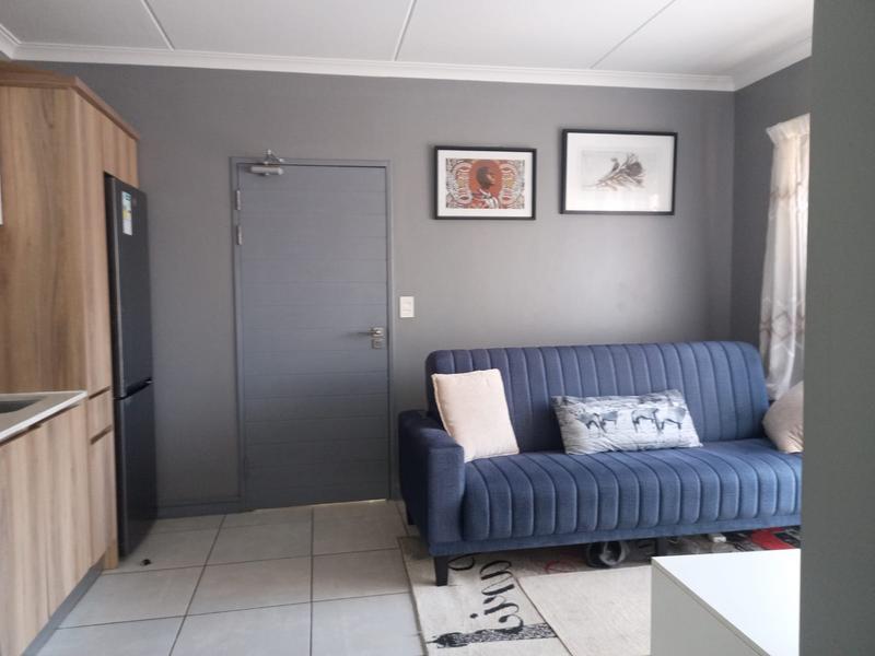 To Let 1 Bedroom Property for Rent in Silver Lakes Gauteng