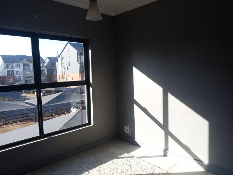 To Let 1 Bedroom Property for Rent in Silver Lakes Gauteng