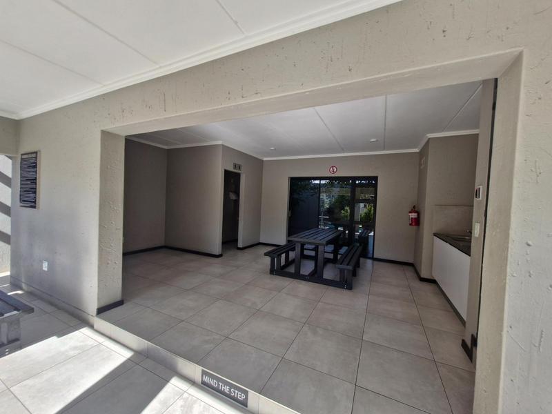 To Let 2 Bedroom Property for Rent in Bryanston Gauteng