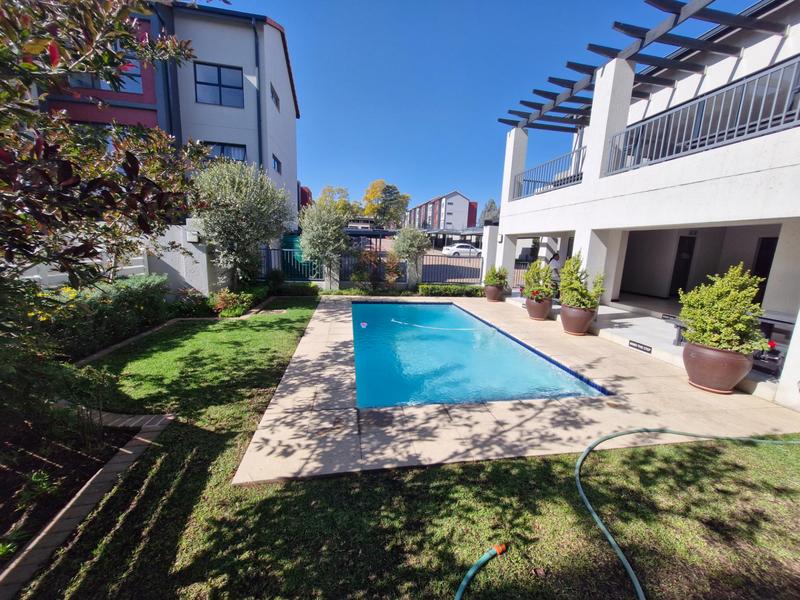 To Let 2 Bedroom Property for Rent in Bryanston Gauteng