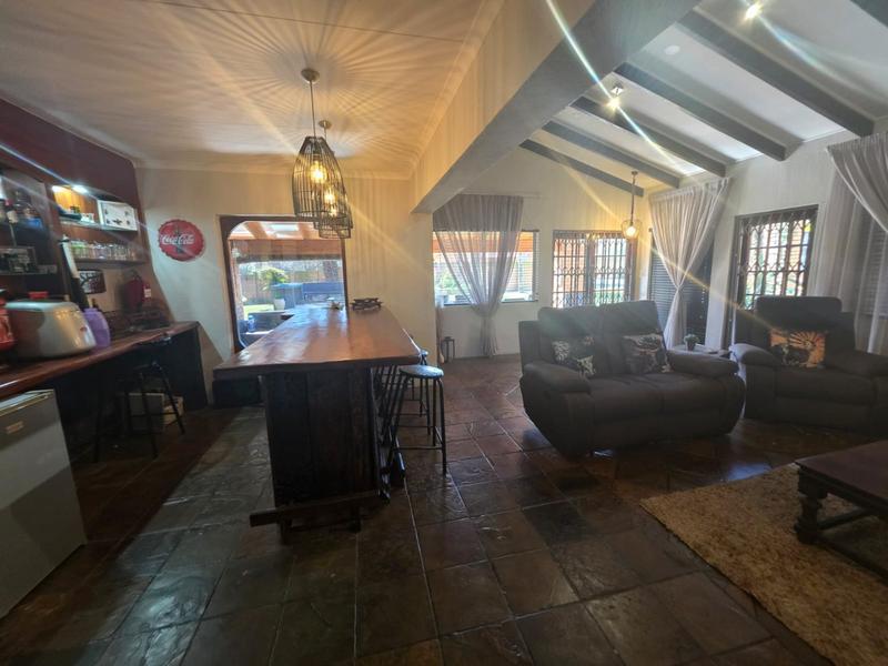 5 Bedroom Property for Sale in Greenhills Gauteng