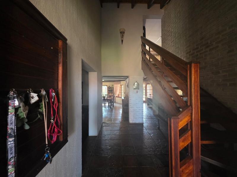 5 Bedroom Property for Sale in Greenhills Gauteng