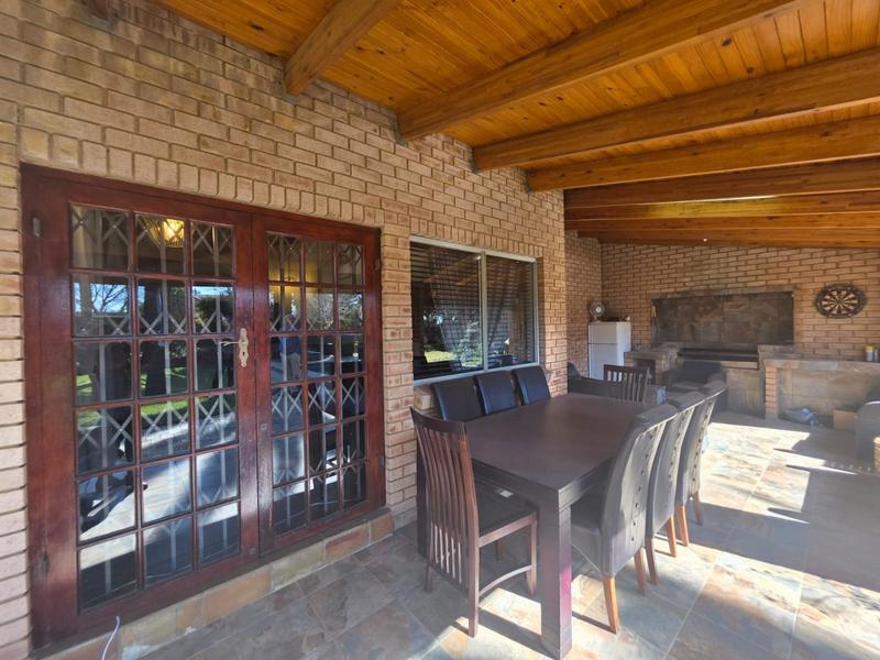 5 Bedroom Property for Sale in Greenhills Gauteng