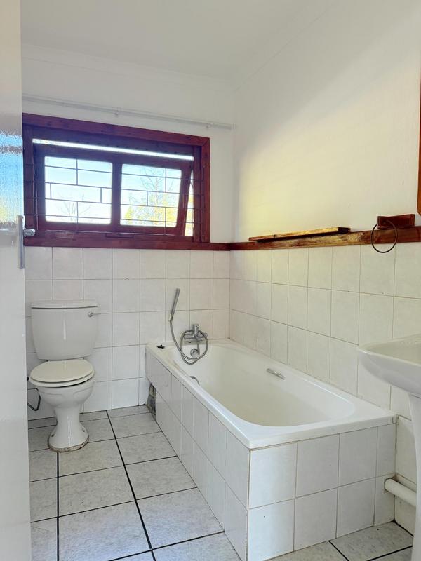 To Let 2 Bedroom Property for Rent in Chartwell Gauteng
