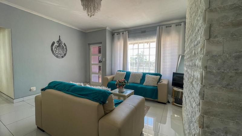 4 Bedroom Property for Sale in Erasmia Gauteng
